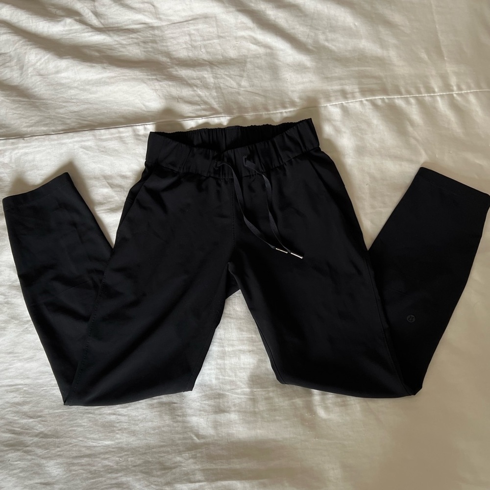 Lululemon drawstring jogger pant